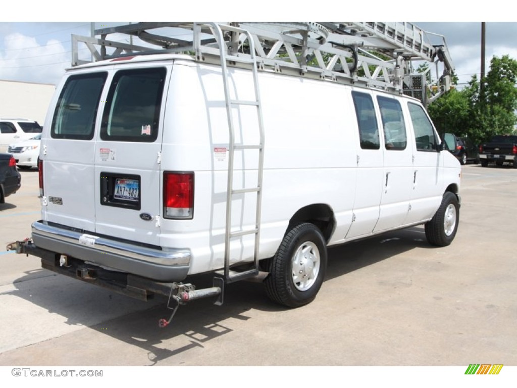 Oxford White 2000 Ford E Series Van E350 Commercial Van Ladder Exterior Photo #82453600