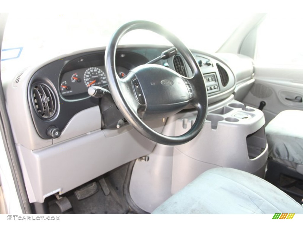 Medium Graphite Interior 2000 Ford E Series Van E350 Commercial Van Ladder Photo #82453958