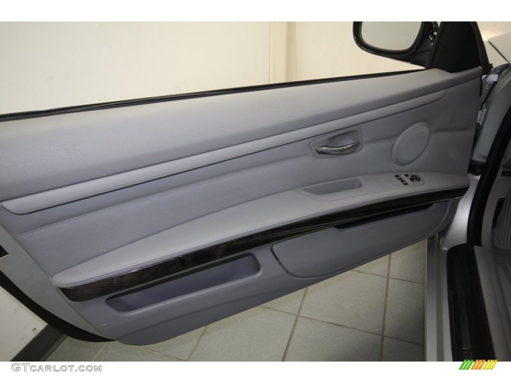 2010 BMW 3 Series 335i Coupe Door Panel Photos
