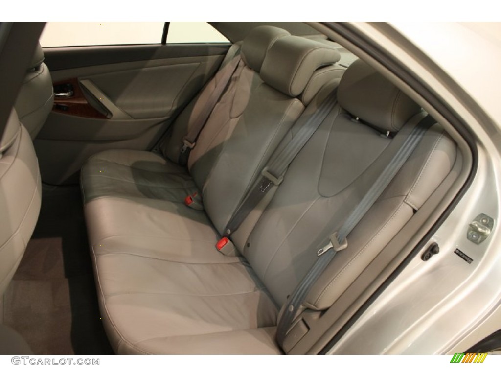 2010 Toyota Camry XLE Rear Seat Photos