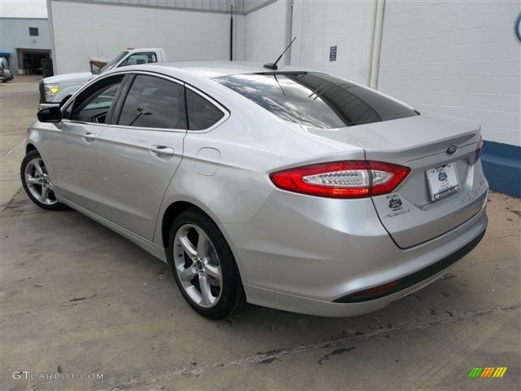 2013 Fusion SE 1.6 EcoBoost - Ingot Silver Metallic / Charcoal Black photo #4