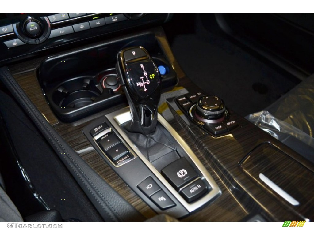 2013 5 Series 550i Sedan - Alpine White / Black photo #9
