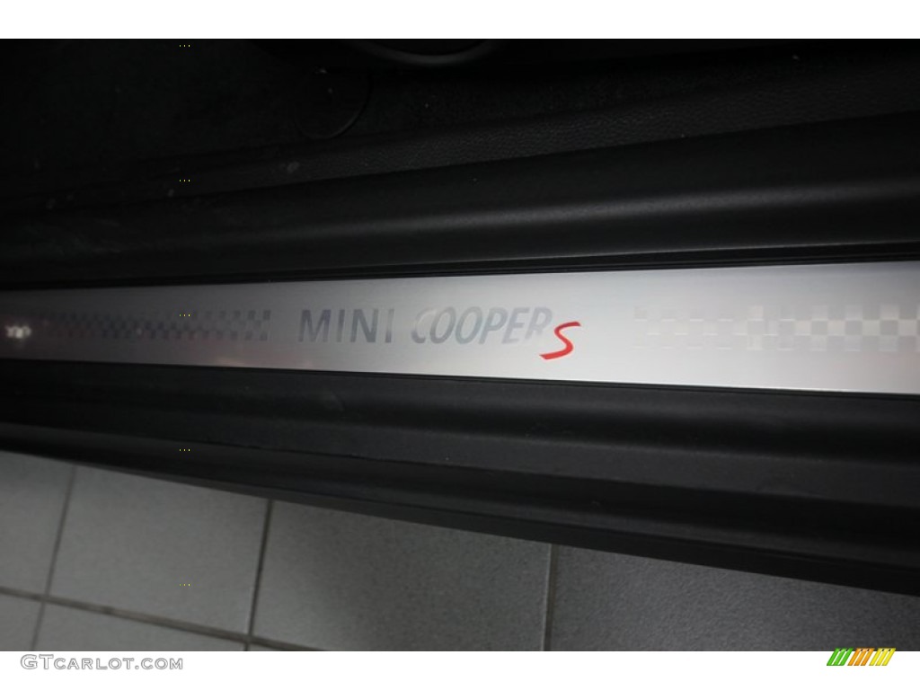 2013 Cooper S Hardtop - Lightning Blue Metallic / Carbon Black photo #14
