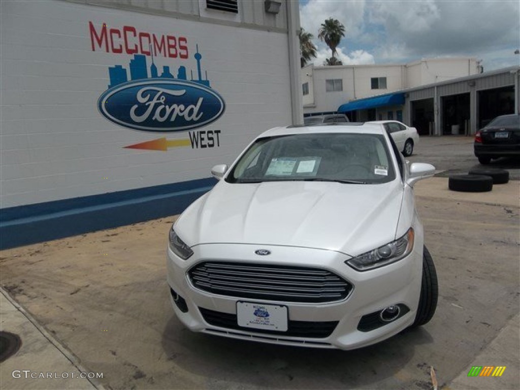 2013 Fusion Hybrid SE - White Platinum Metallic Tri-coat / Dune photo #1
