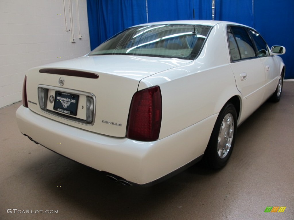 2002 DeVille Sedan - White Diamond Pearl / Neutral Shale photo #7