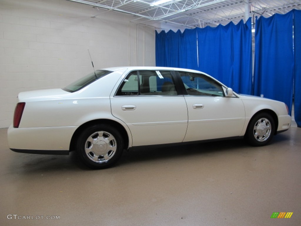 2002 DeVille Sedan - White Diamond Pearl / Neutral Shale photo #8
