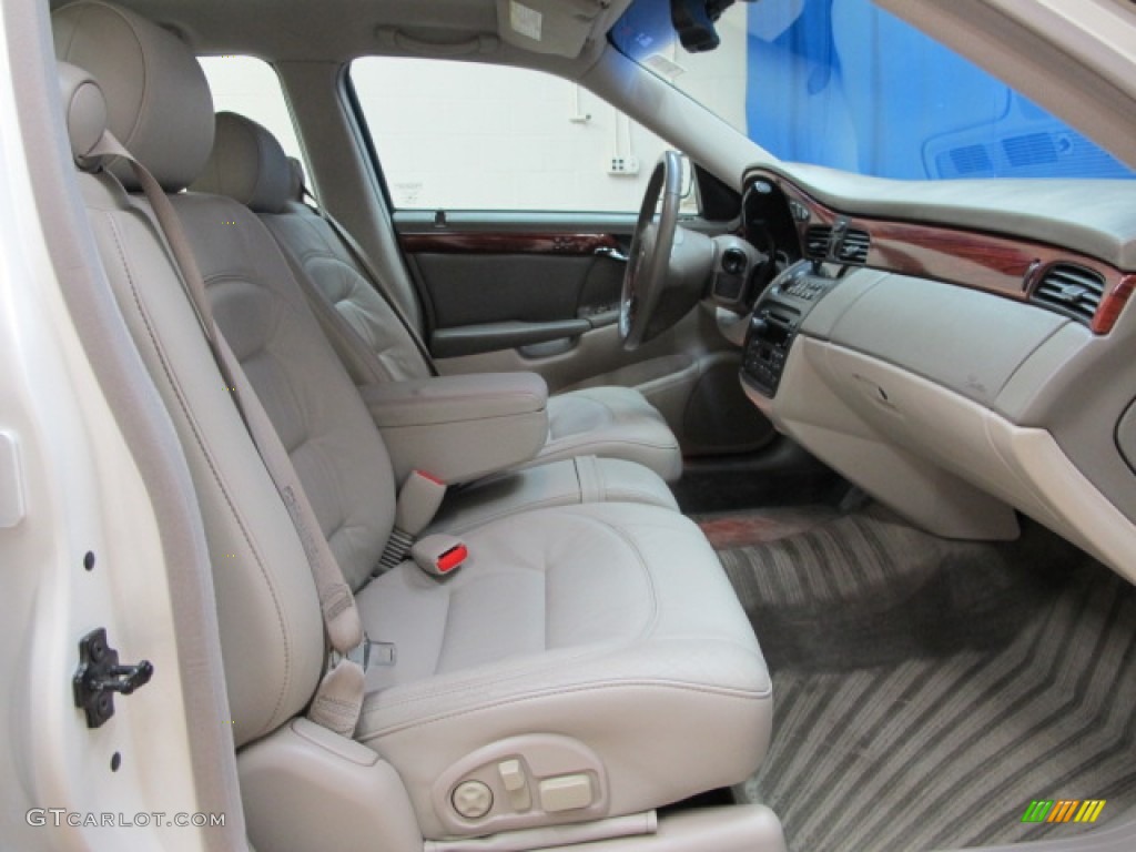 2002 DeVille Sedan - White Diamond Pearl / Neutral Shale photo #20