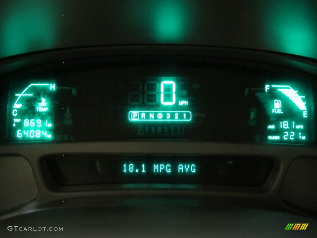 2002 DeVille Sedan - White Diamond Pearl / Neutral Shale photo #24