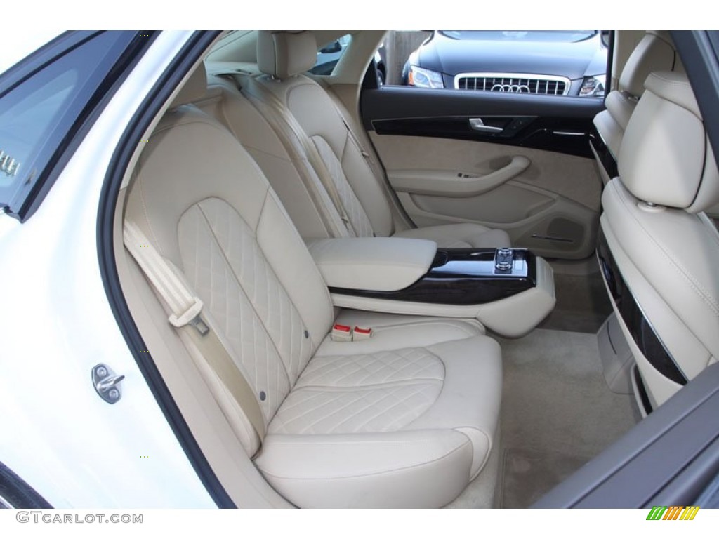 2013 Audi A8 L 3.0T quattro Rear Seat Photo #82473164