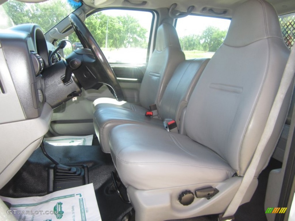 2005 Ford F550 Super Duty XL Crew Cab Chassis Utility Interior Color Photos