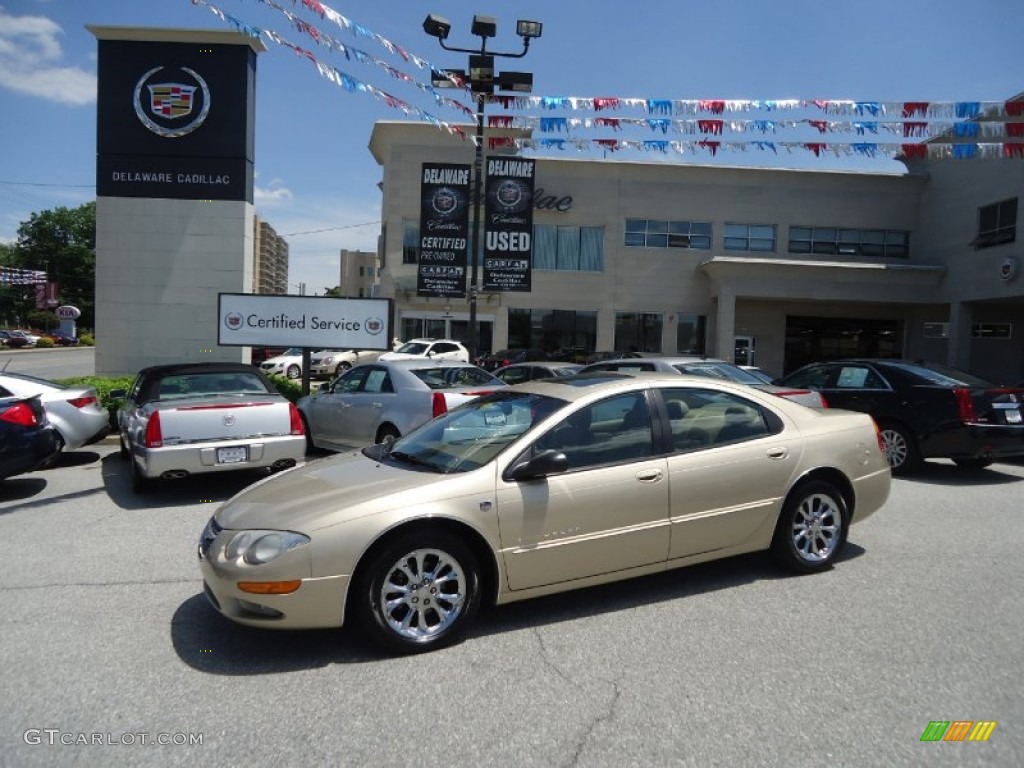 2000 300 M Sedan - Champagne Pearl / Camel/Tan photo #44