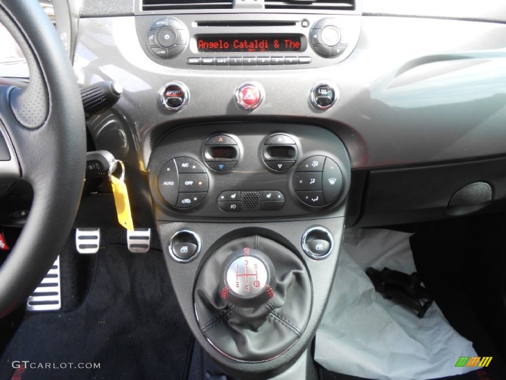2013 Fiat 500 Abarth Controls Photo #82480906
