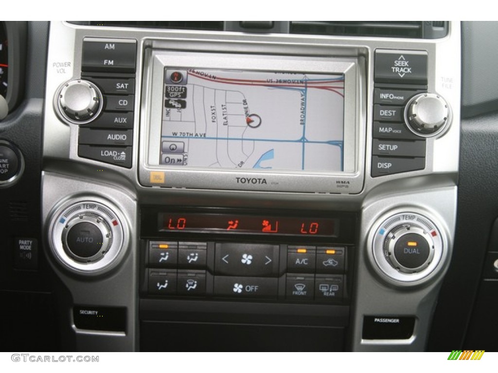 2010 4Runner Limited 4x4 - Classic Silver Metallic / Graphite photo #14