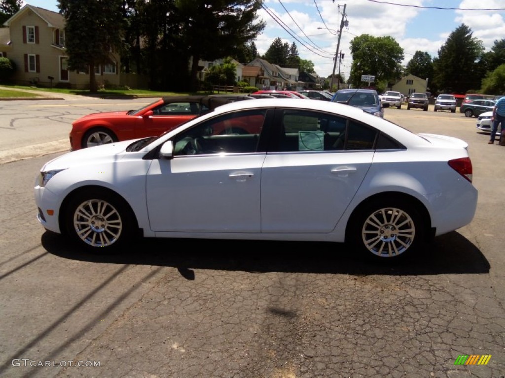 2013 Cruze ECO - Summit White / Jet Black/Sport Red photo #6