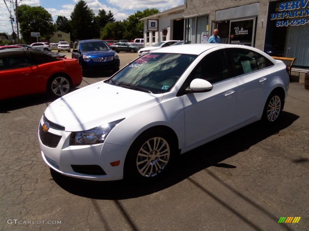 2013 Cruze ECO - Summit White / Jet Black/Sport Red photo #7