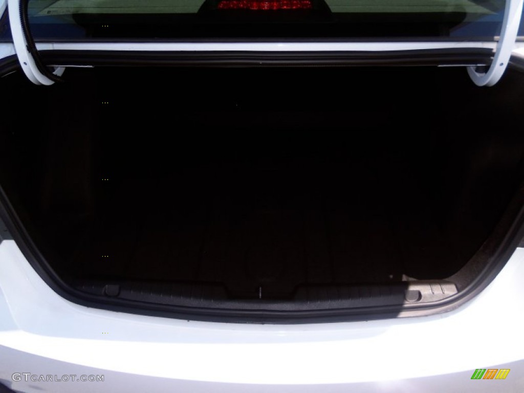 2013 Cruze ECO - Summit White / Jet Black/Sport Red photo #11