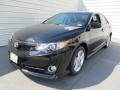 Attitude Black Metallic - Camry SE Photo No. 7