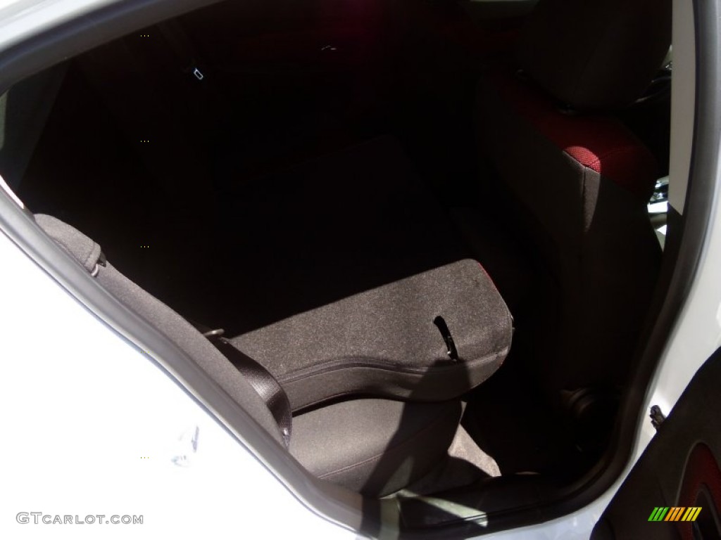 2013 Cruze ECO - Summit White / Jet Black/Sport Red photo #16