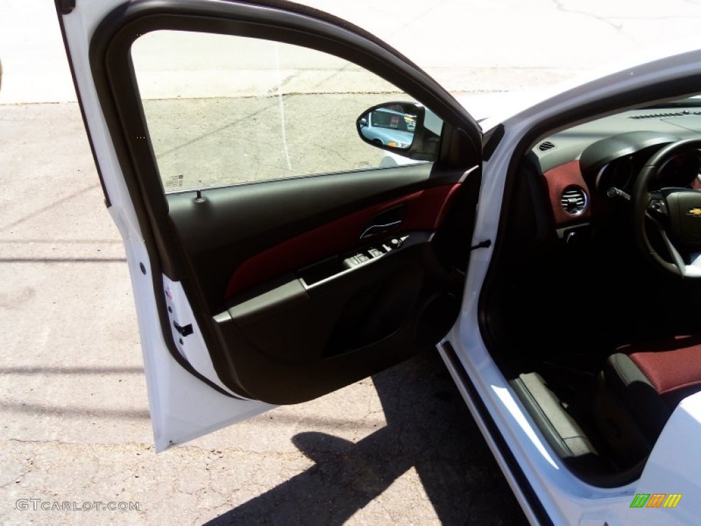 2013 Cruze ECO - Summit White / Jet Black/Sport Red photo #20