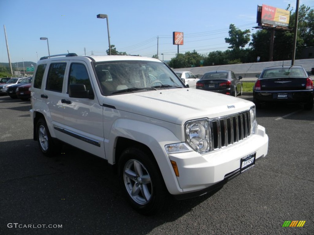 Stone White Jeep Liberty