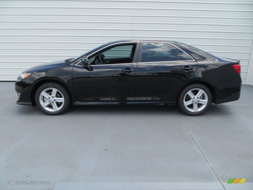 2013 Camry SE - Attitude Black Metallic / Black photo #6
