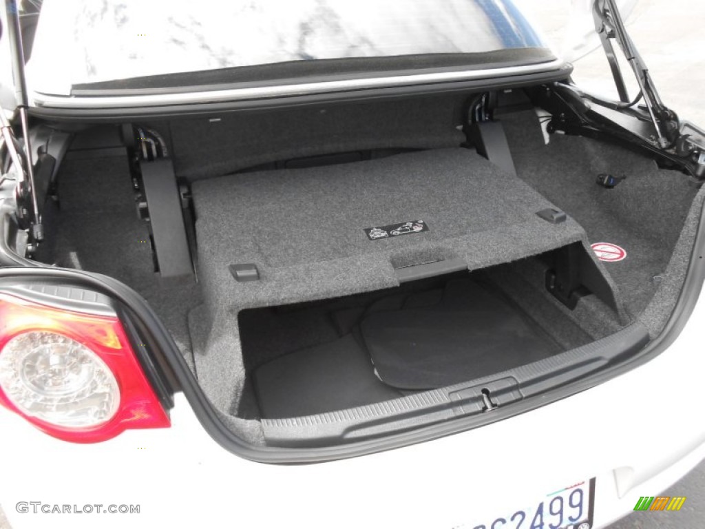 2011 Volkswagen Eos Komfort Trunk Photos