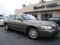 2003 Charcoal Grey Metallic Lincoln Town Car Signature  photo #26