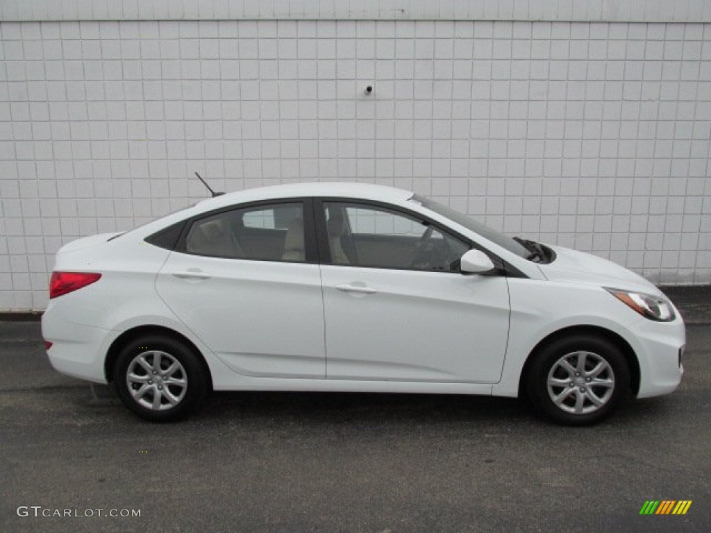 2012 Accent GLS 4 Door - Century White / Beige photo #2