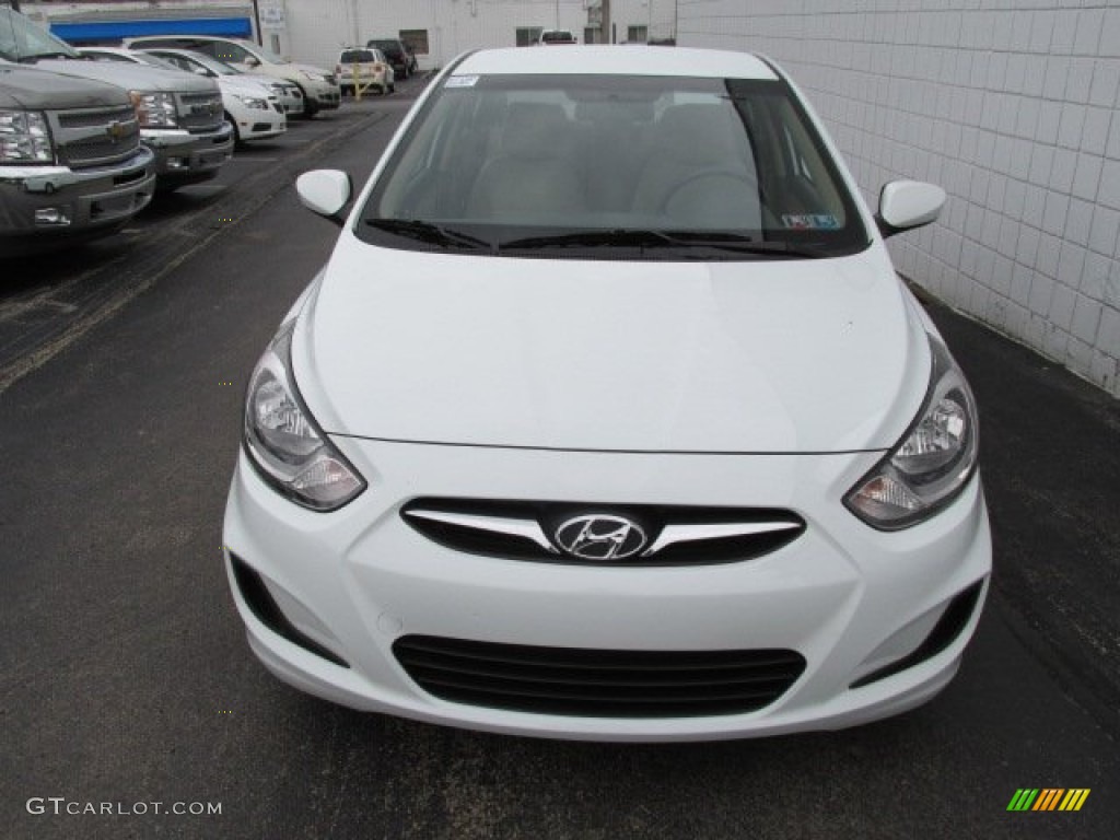 2012 Accent GLS 4 Door - Century White / Beige photo #4