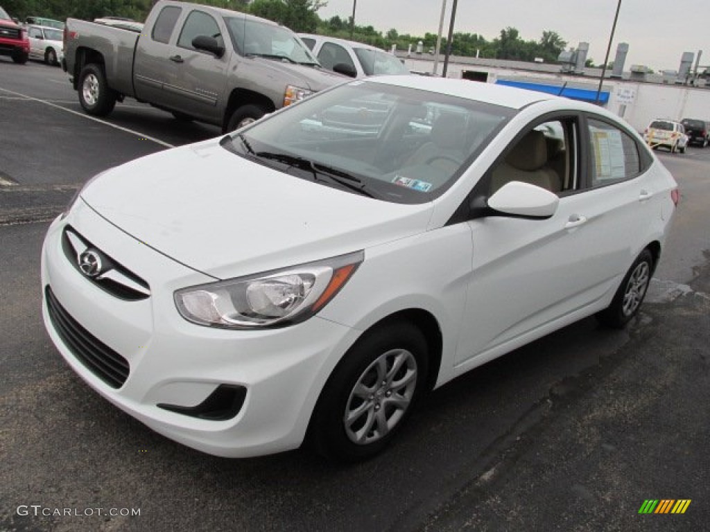 2012 Accent GLS 4 Door - Century White / Beige photo #5