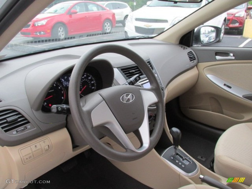 2012 Accent GLS 4 Door - Century White / Beige photo #12