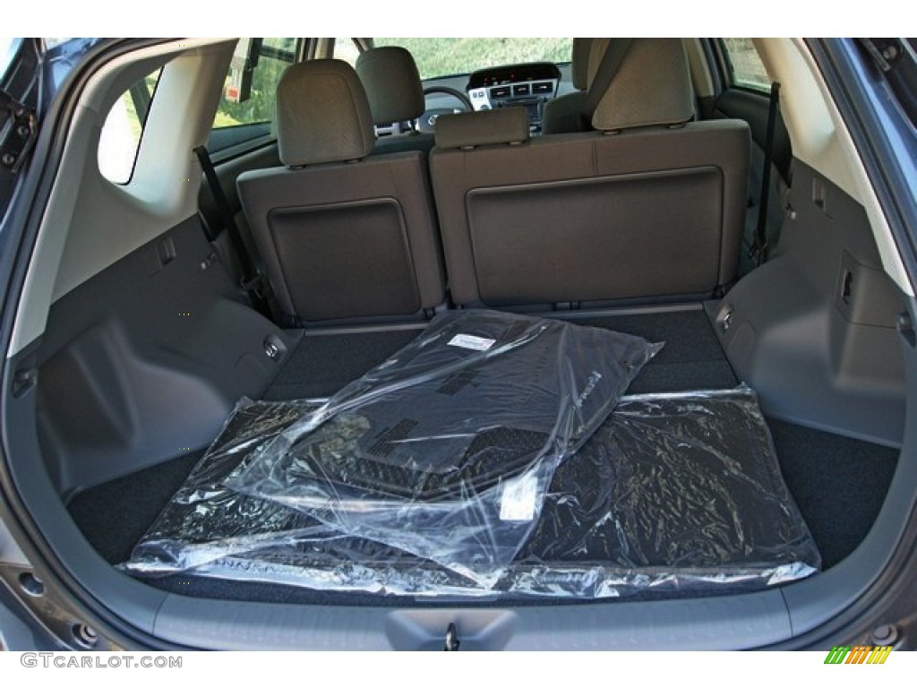 2013 Prius v Three Hybrid - Magnetic Gray Metallic / Dark Gray photo #8