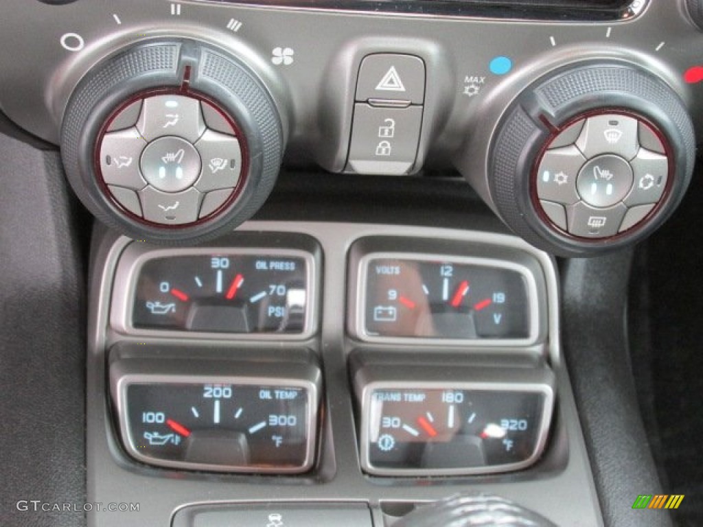 2010 Chevrolet Camaro LT/RS Coupe Controls Photo #82489975
