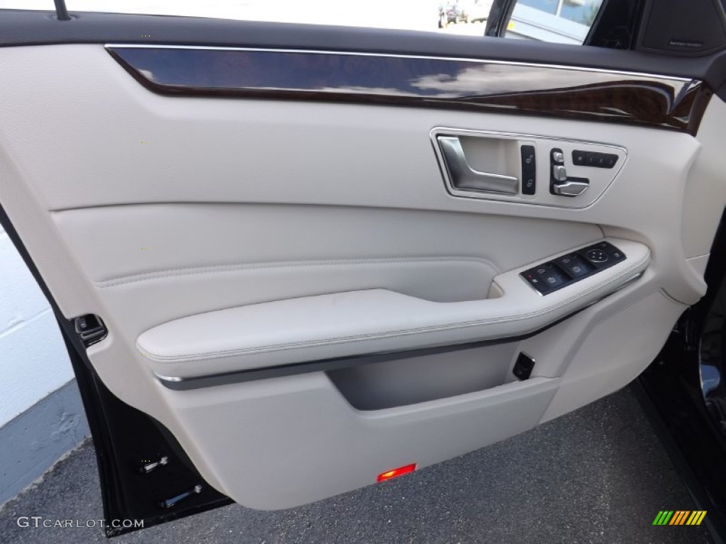 2014 E 350 4Matic Wagon - Black / Silk Beige/Espresso Brown photo #12
