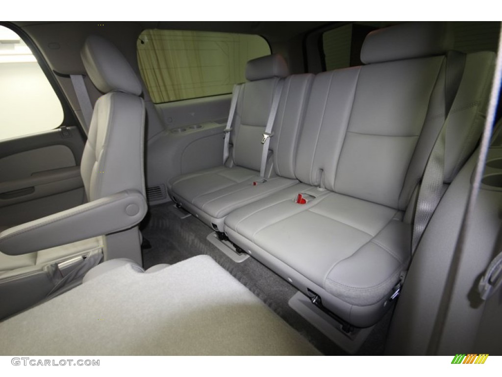 Light Titanium Interior 2011 GMC Yukon XL 2500 SLT Photo #82492325