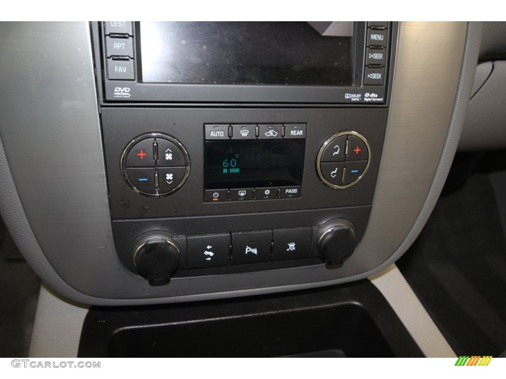 2011 GMC Yukon XL 2500 SLT Controls Photo #82492454