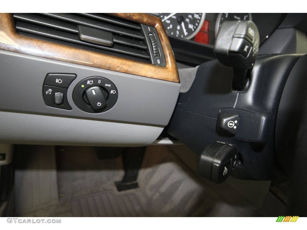 2007 BMW 5 Series 530i Sedan Controls Photo #82496910