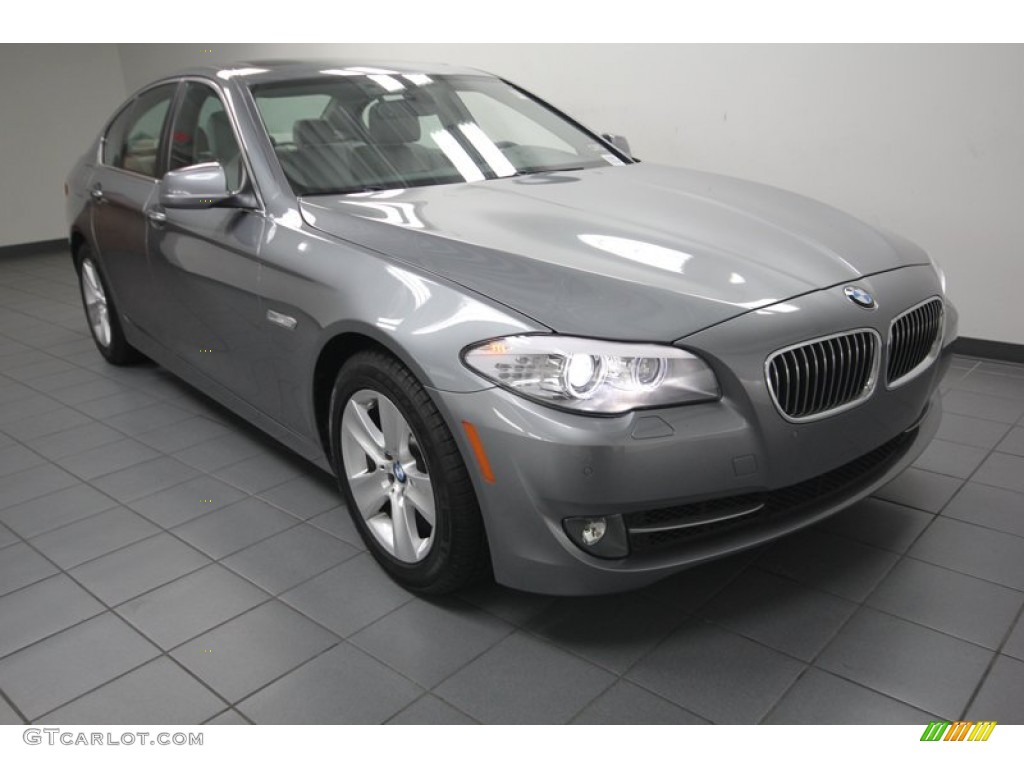 2012 5 Series 528i Sedan - Space Gray Metallic / Everest Gray photo #1