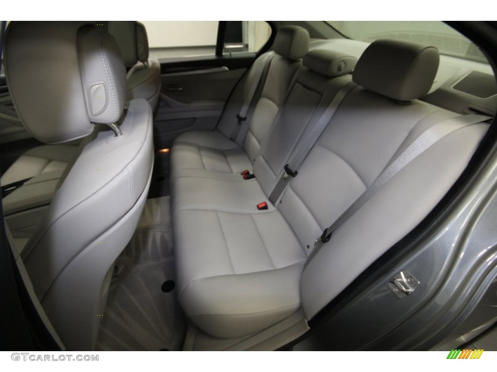 2012 BMW 5 Series 528i Sedan Rear Seat Photo #82498658