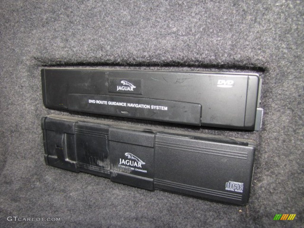 2006 Jaguar XK XKR Convertible Audio System Photo #82498664
