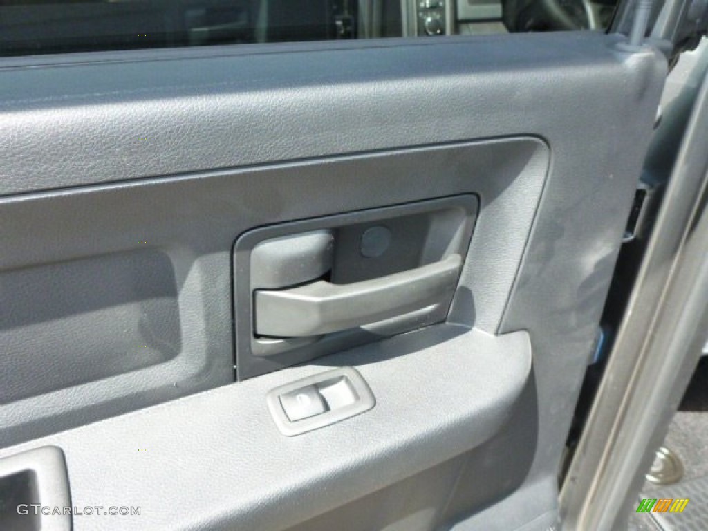 2013 3500 Tradesman Crew Cab 4x4 Dually - Mineral Gray Metallic / Black/Diesel Gray photo #14