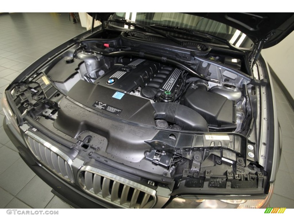 2010 BMW X3 xDrive30i Engine Photos