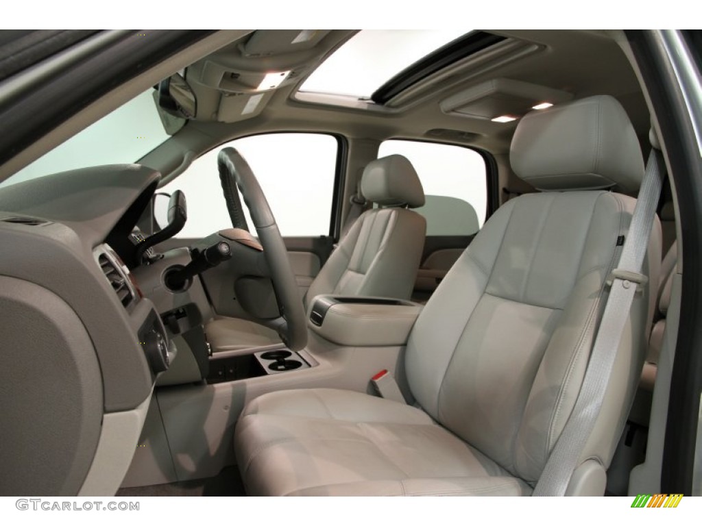 Light Titanium/Dark Titanium Interior 2010 Chevrolet Tahoe LT Photo #82501275