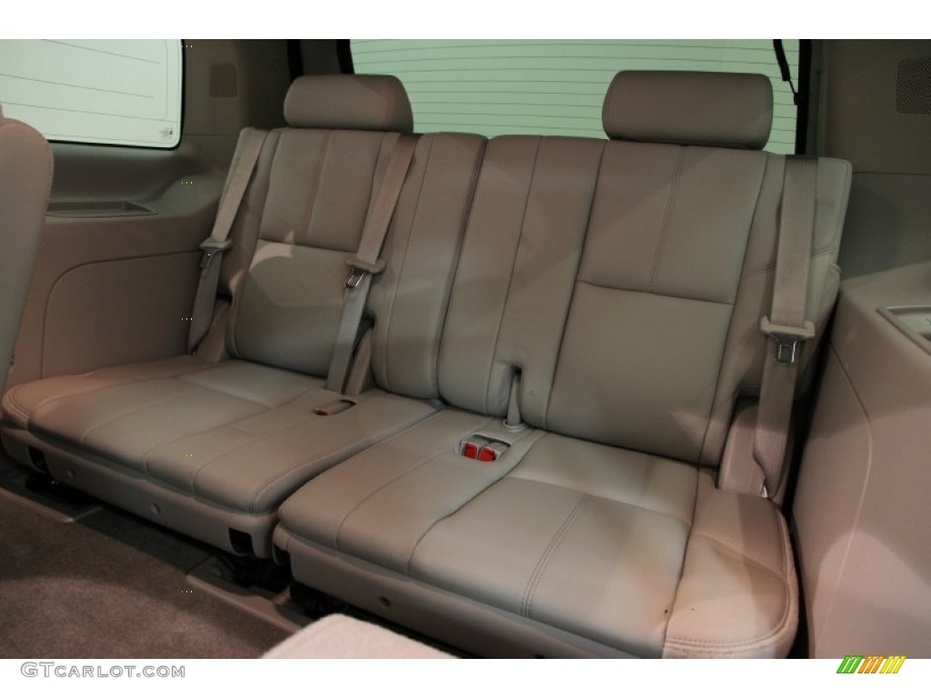 2010 Chevrolet Tahoe LT Interior Color Photos