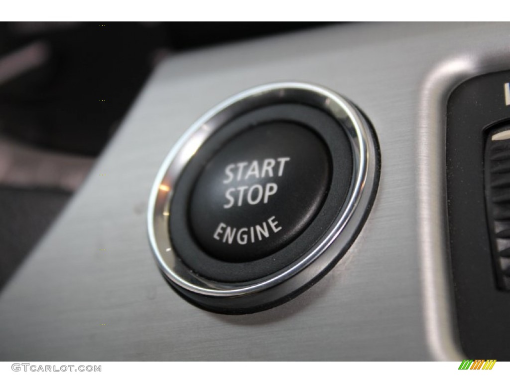 2010 3 Series 328i Coupe - Jet Black / Black photo #22