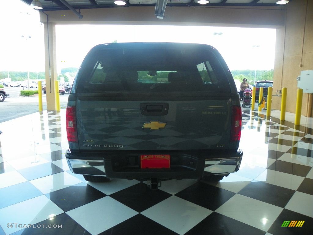 2009 Silverado 1500 LTZ Crew Cab - Blue Granite Metallic / Light Titanium photo #5