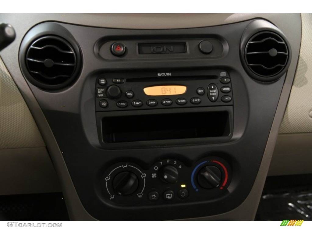 2003 Saturn ION 2 Sedan Controls Photos