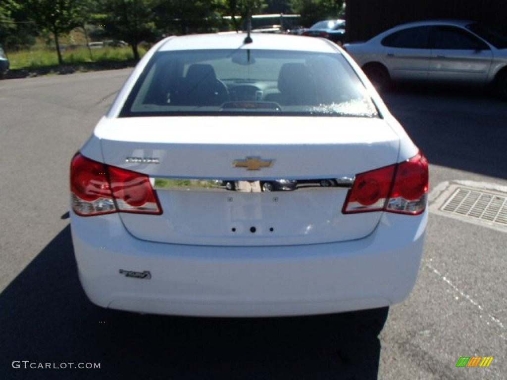 2013 Cruze LS - Summit White / Jet Black/Medium Titanium photo #7