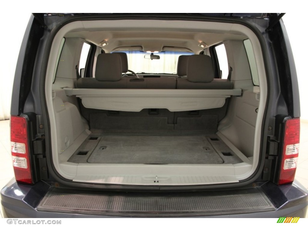 2008 Jeep Liberty Sport 4x4 Trunk Photos