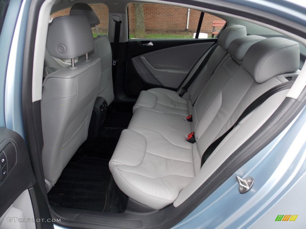 Classic Grey Interior 2006 Volkswagen Passat 2.0T Sedan Photo #82504211